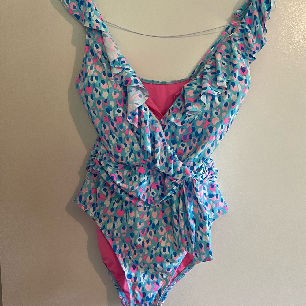 Lilly Pulitzer Delphie Ruffled Blue Ibiza One Piece Swimsuit  Women’s Size 6